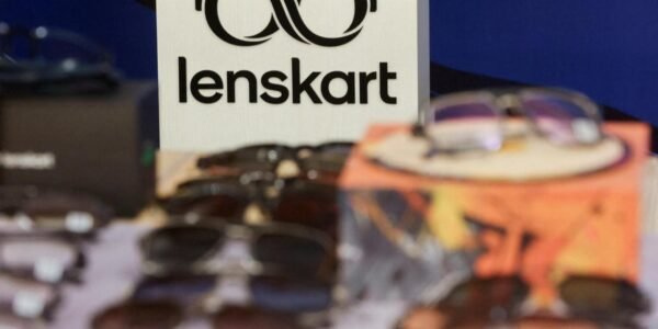 Lenskart Solutions हिस्सेदारी बिक्री से जुड़ी खबर का प्रतीकात्मक चित्र