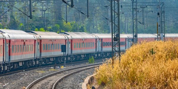 South Central Railway पर लागू हुई Kavach 4.0 सुरक्षा प्रणाली