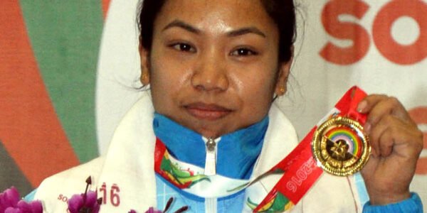 Mirabai Chanu भारोत्तोलन रजत पदक जीतने पर PM की बधाई