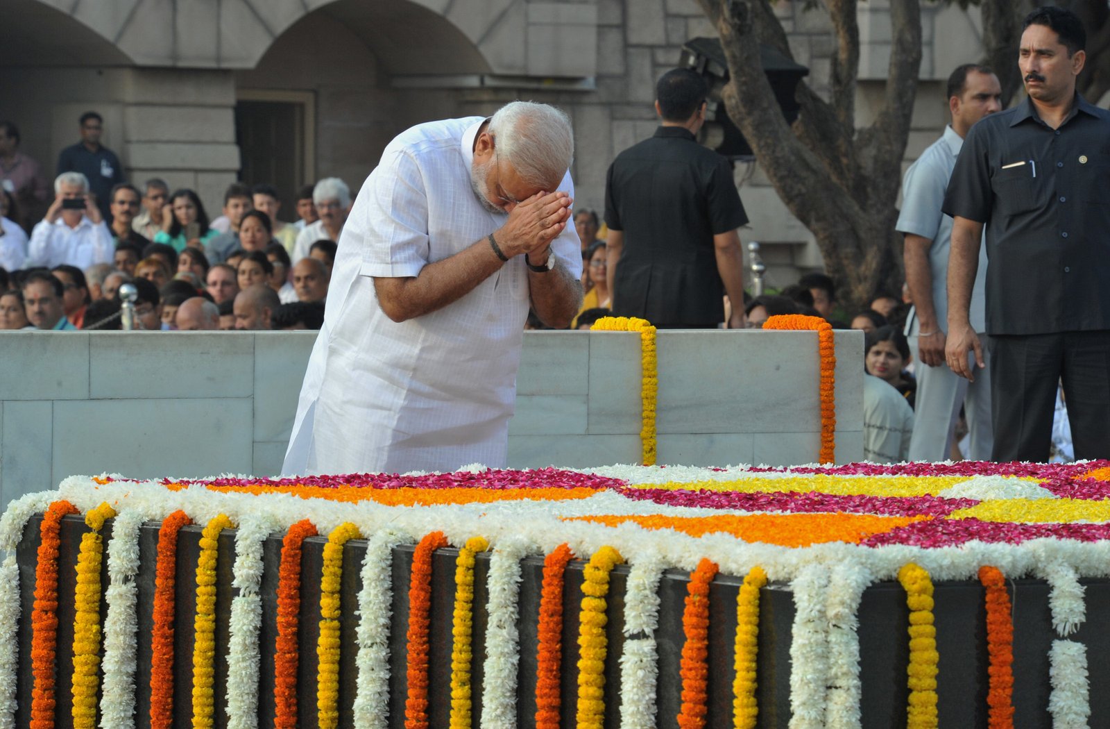 महात्मा गांधी जयंती पर PM Modi की श्रद्धांजलि
